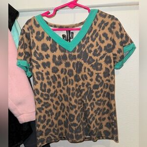 Girls  cheetah top